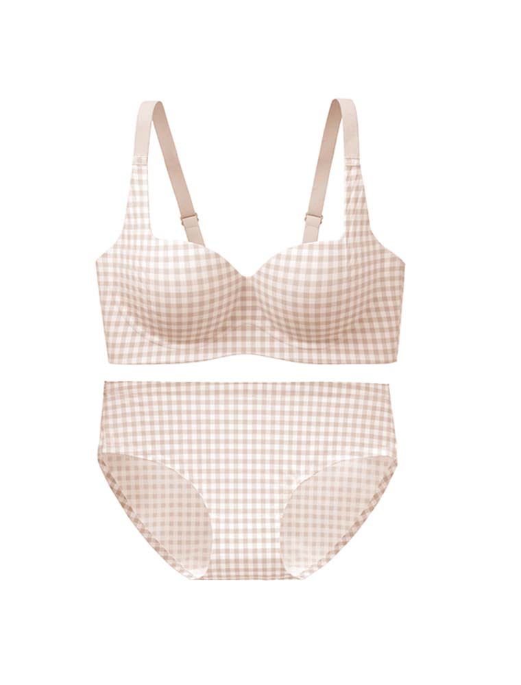 Smoothing Seamless Push-Up Wireless Bra